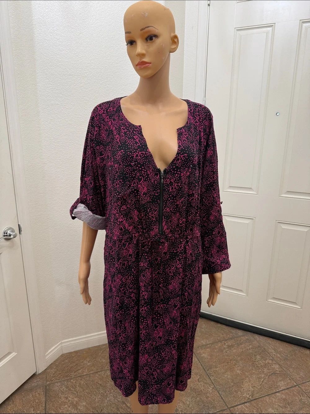 Torrid Black Hot Pink Zip Front Adjustable Ti Waist Midi Dress Abstract Heart 3X